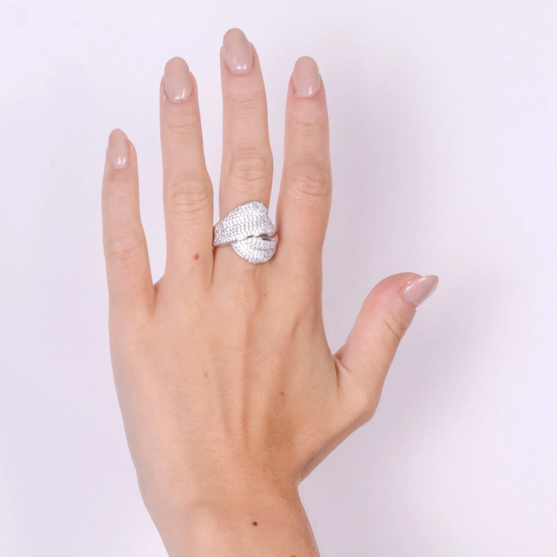 ANELLO con PAVE'