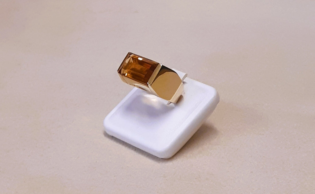 ANELLO ORO CON TOPAZIO