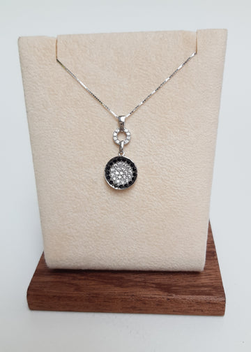 CATENINA CON CIONDOLO DI ZIRCONI E SPINELLI