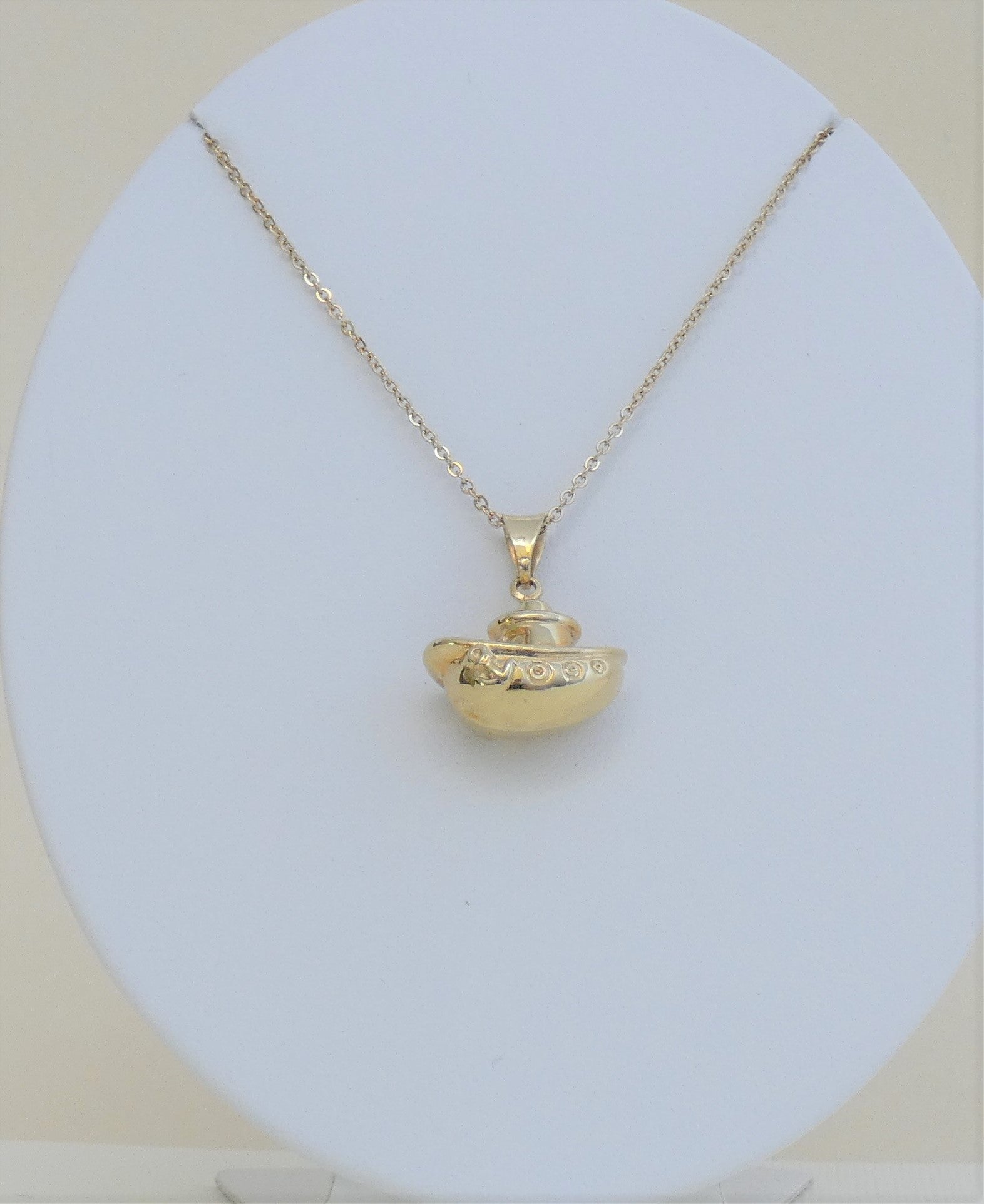 CIONDOLO IN ORO GIALLO