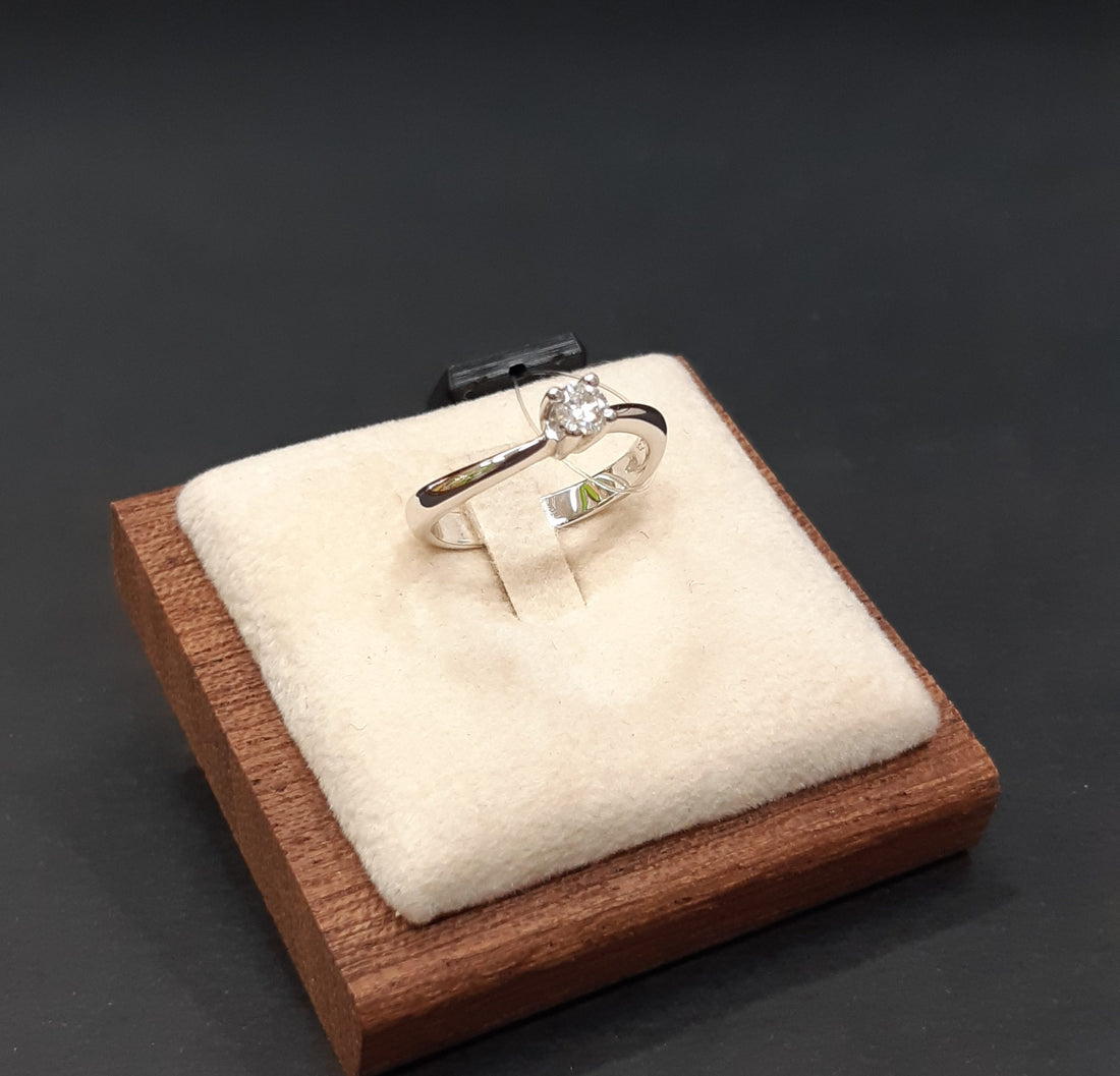ANELLO SOLITARIO
