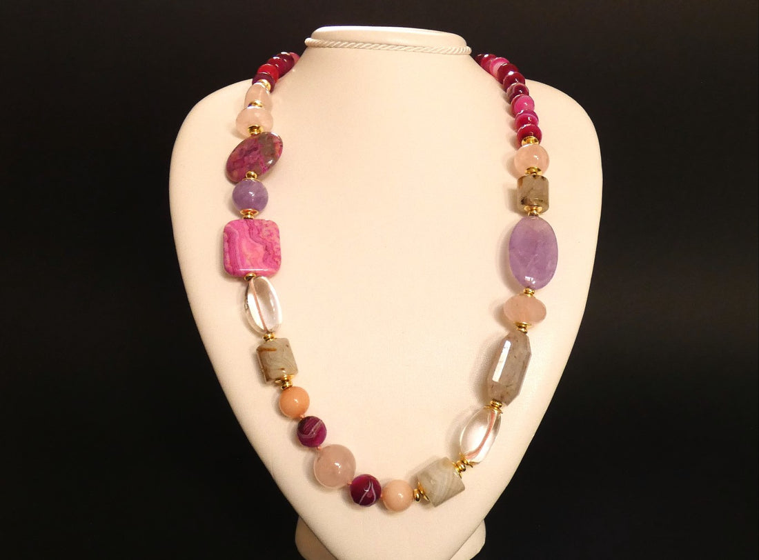 COLLANA CON PIETRE NATURALI