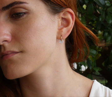 ORECCHINI ANELLA CON CHARMS