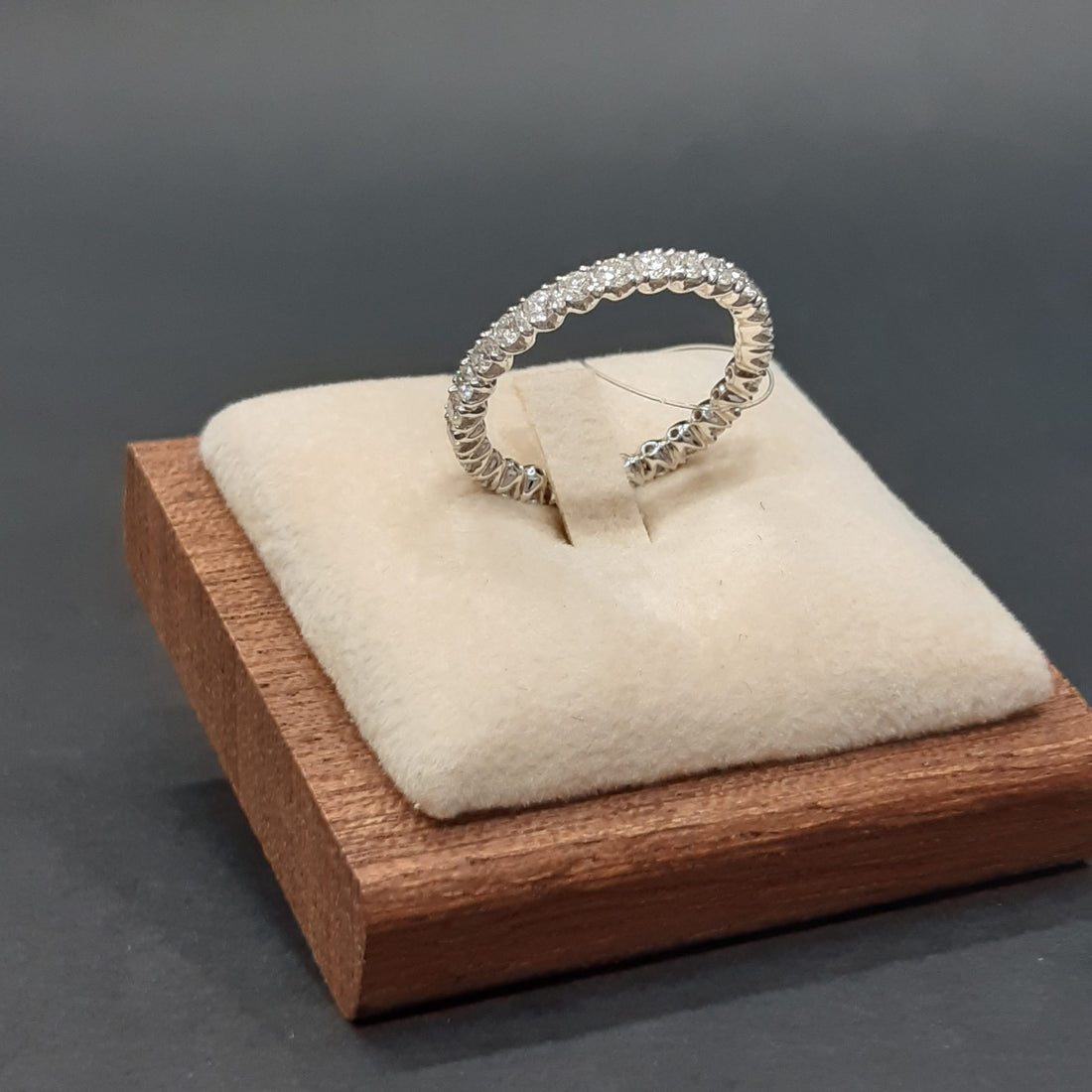 ANELLO ETERNELLE